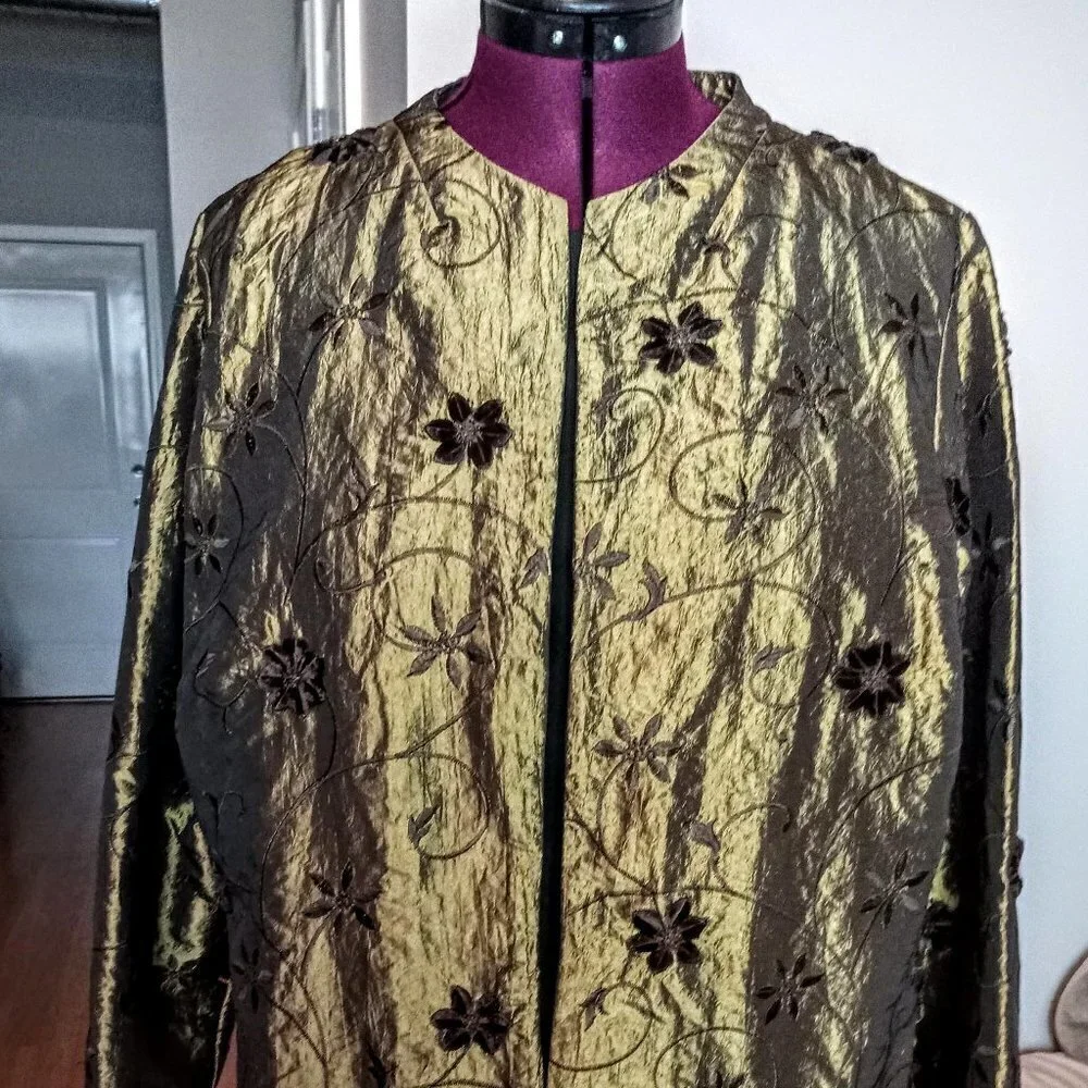 Avenue Olive Green Textured Embroidered Jacket